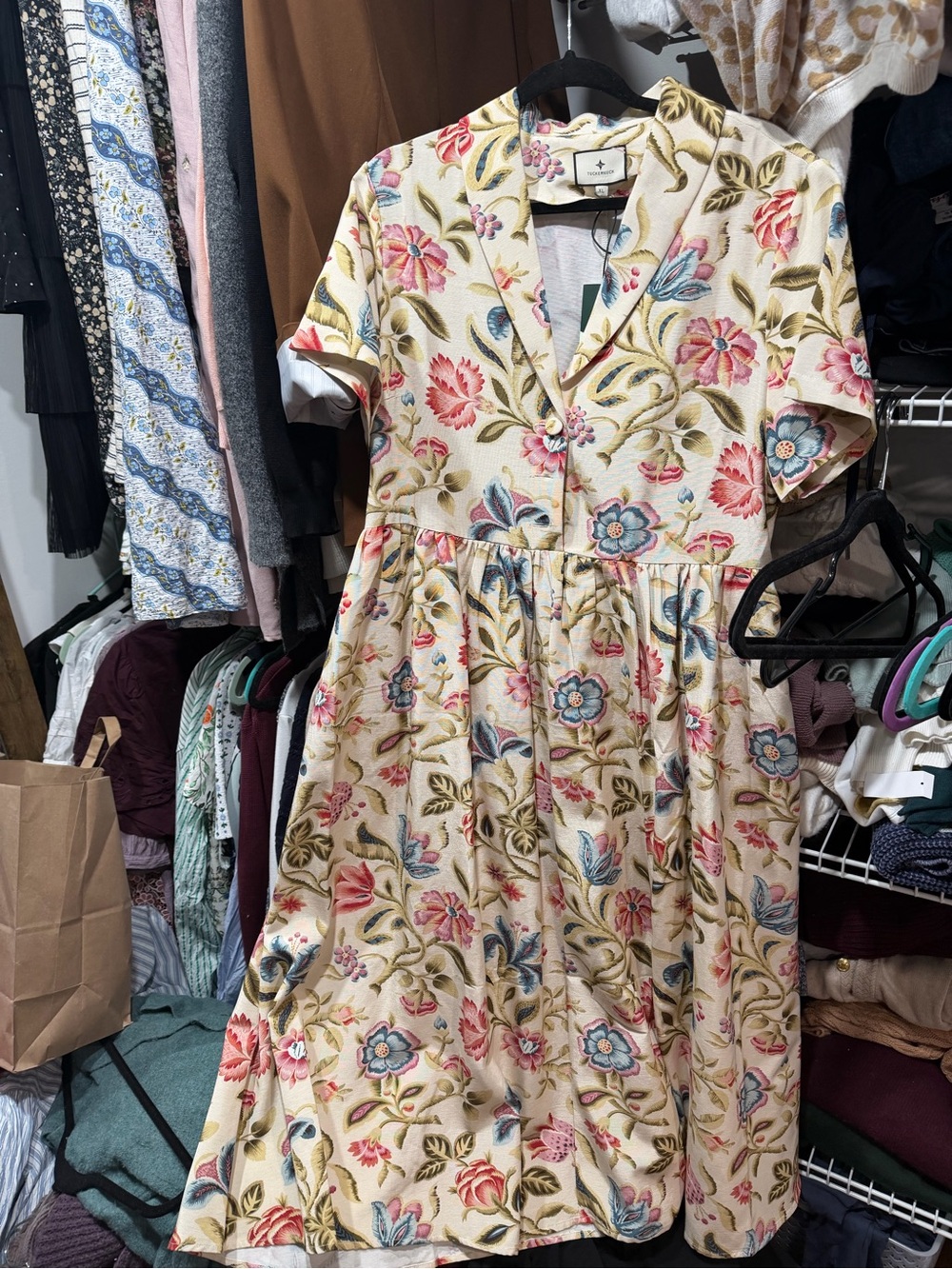 Floral Printed Short-Sleeve Midi Dress in Cream